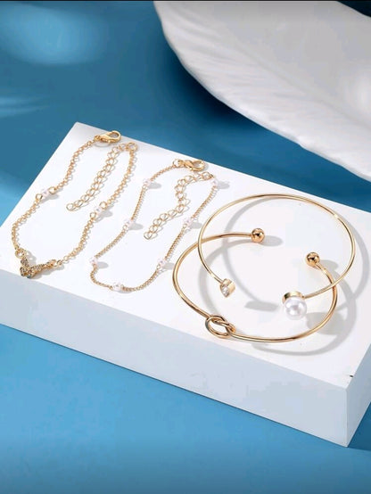 Butterfly Pearl Bracelet Set