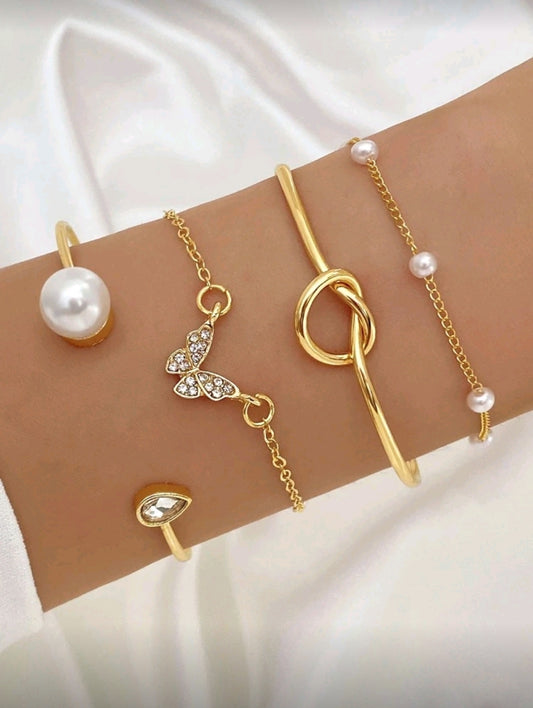 Butterfly Pearl Bracelet Set